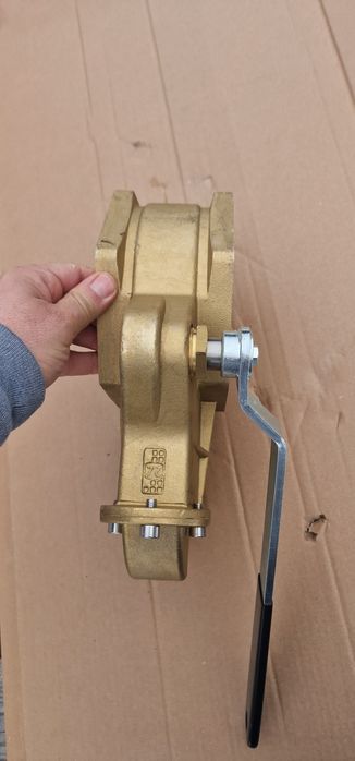 Vana robinet vidanja 6 toli cu filete pe ambele părți import Italia or