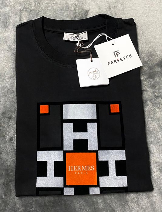 Vând tricou nou de bărbați Hermes