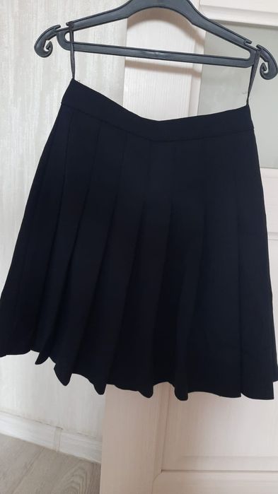 Продам школьную форму для девочек