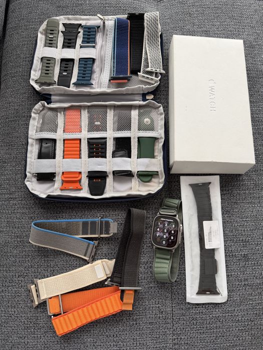 Apple Watch Ultra 2022 GPS, cellular, titanium 49mm, 10/10 + multe accesorii