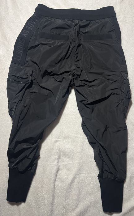 Pantaloni Made By Society