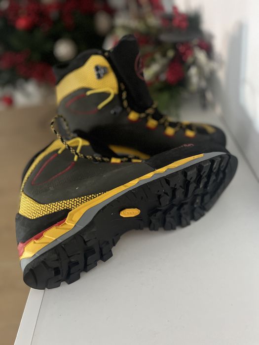 Bocanci barbati nr 44