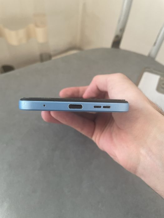 Срочно! Продам Xiaomi Redmi Note 12 8/256