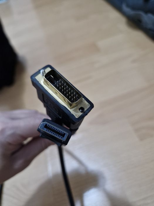 Кабель DisplayPort - DVI