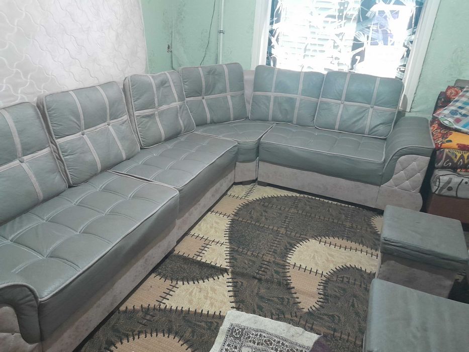 Уголок уголок уголок