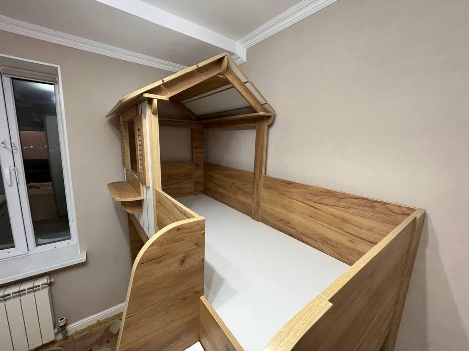 Кровать двухьяростная