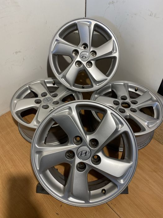 Jante originale Hyundai IX35, Tucson ,Santa Fe ,Qasqai,Duster pe 16