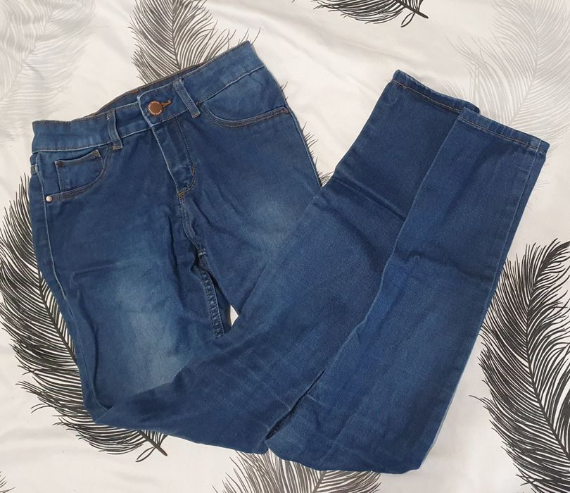 Дамски дънки в добро състояние