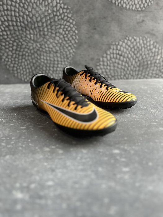 Сороконожки Nike Mercurial