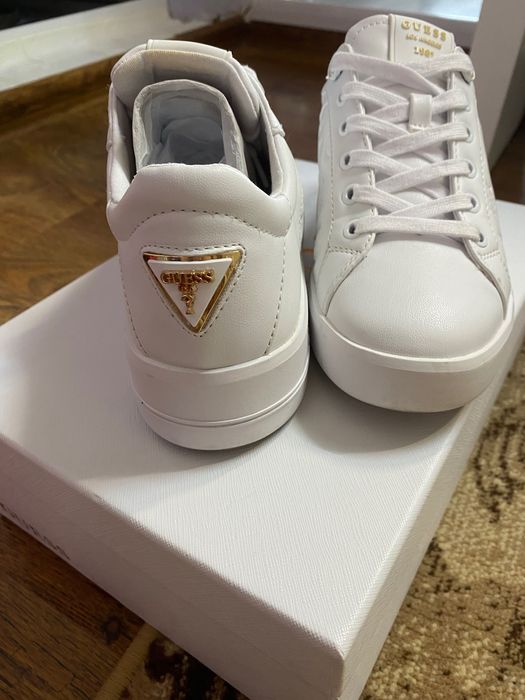 Дамски Маратонки Guess