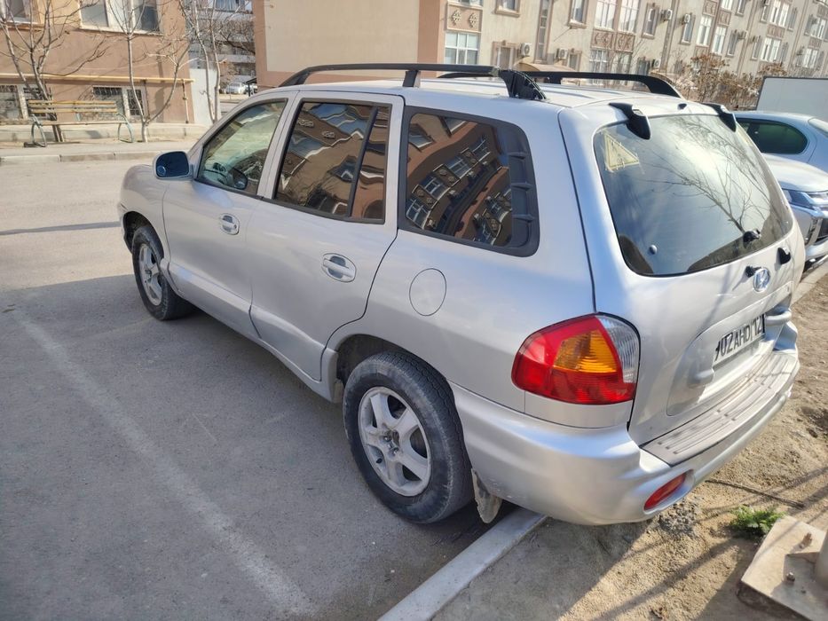 Продаётся Hyundai Santa Fe 2002