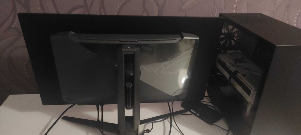 Геймърски монитор