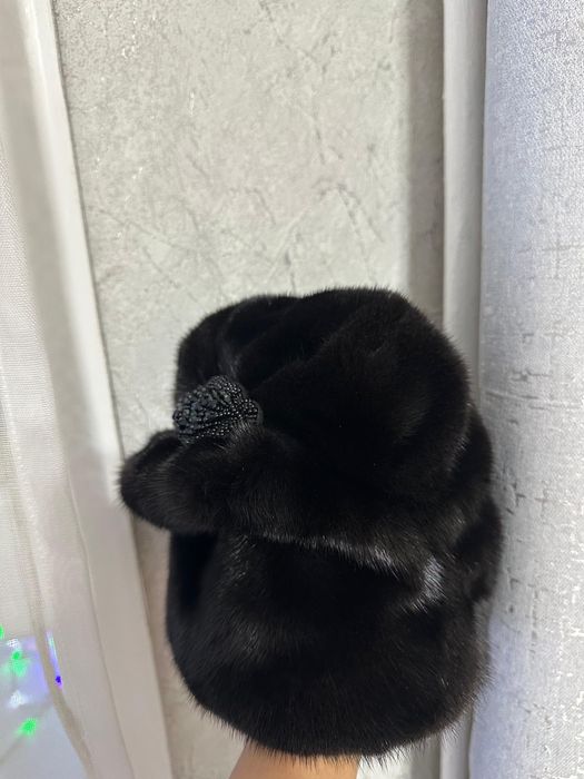 Продам норковую шапку