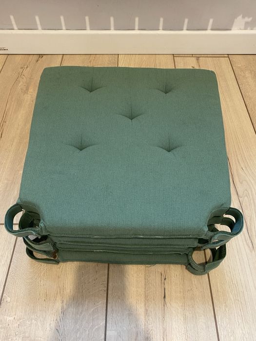 Обеденный стол IKEA + подушки в подарок