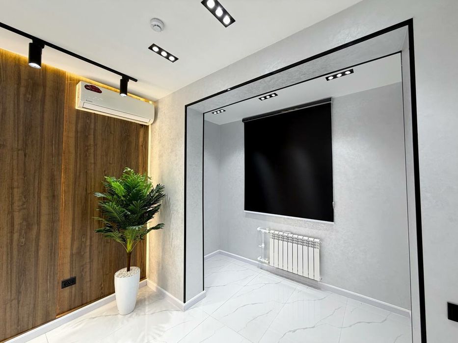 Продаётс офис Чиланзарский район круг Аль Хорезми 1 линия 17 квартал