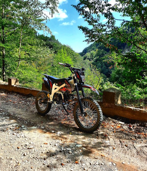 Vând cross KXD 125cc