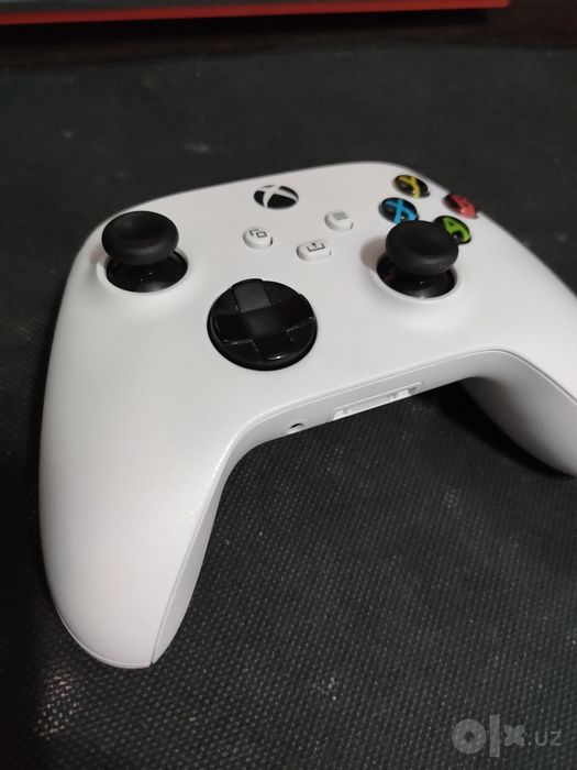 Продам геймпад Xbox оригинал на tmr стиках