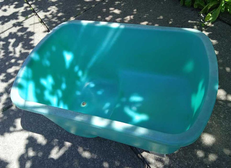 cadă de baie cu scaun