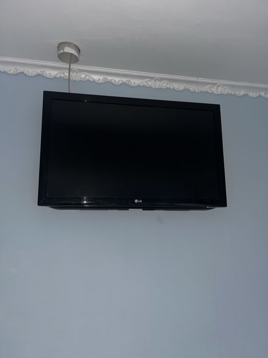 Срочно продается телевизор LG