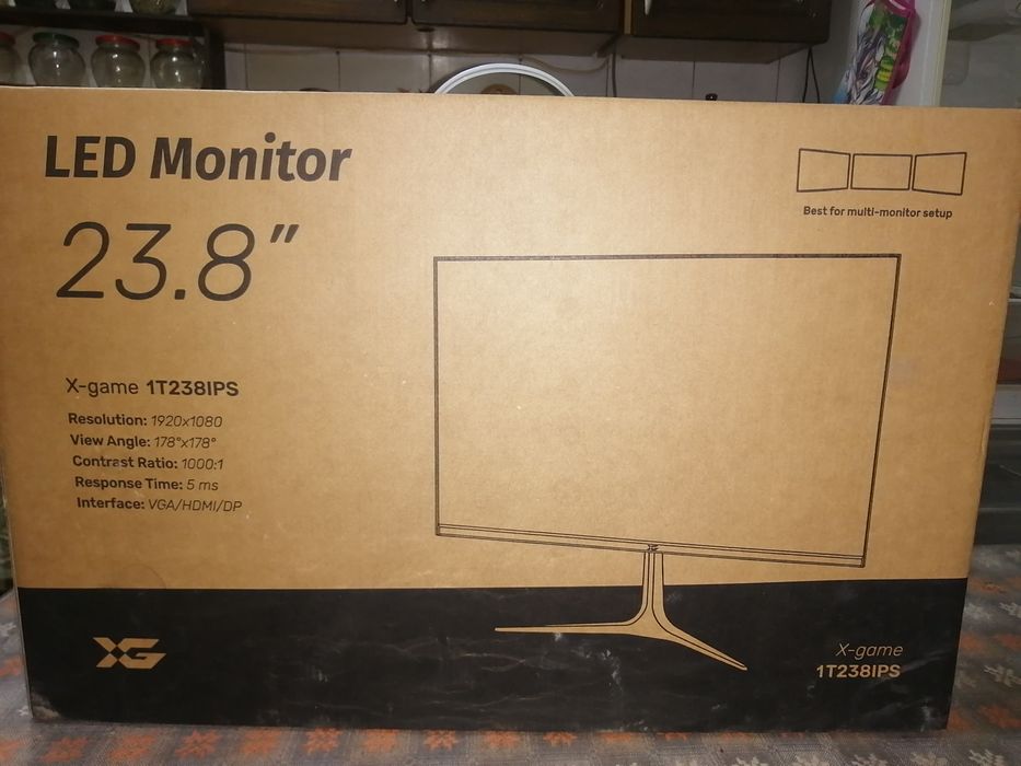 Монитор новый продам