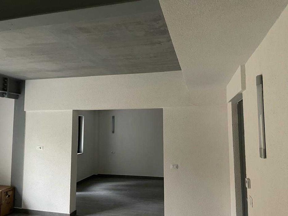 Închiriere clădire multifuncțională (P+2E+M) - zonă centrală, lângă Parcul Zăvoi din Râmnicu Vâlcea