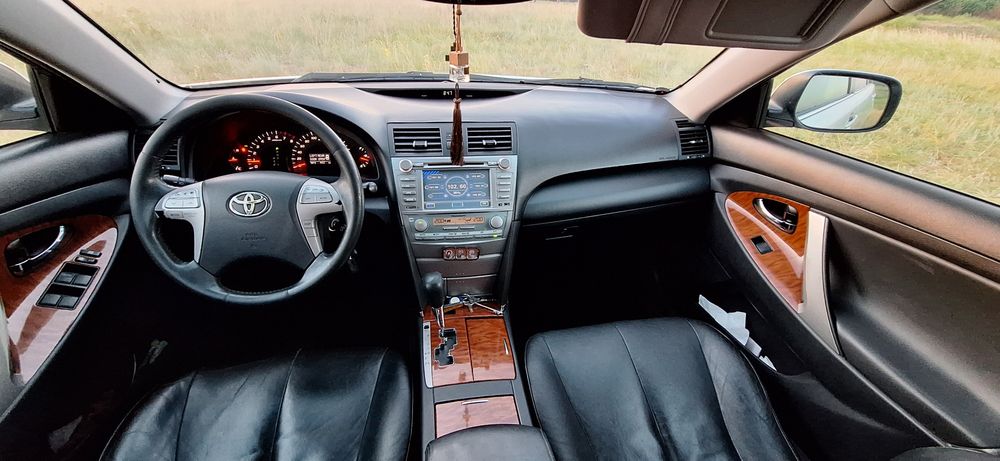 Продам Toyota camri 40