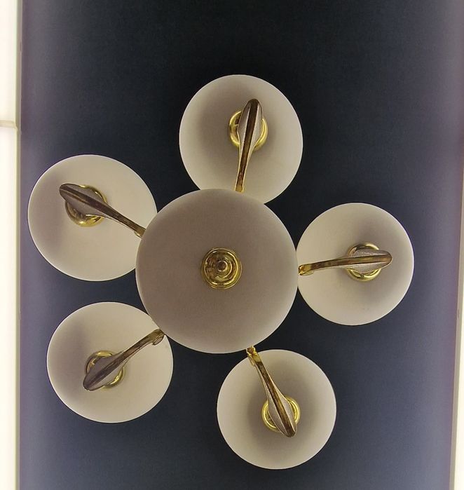 Люстры  эпохи СССР.