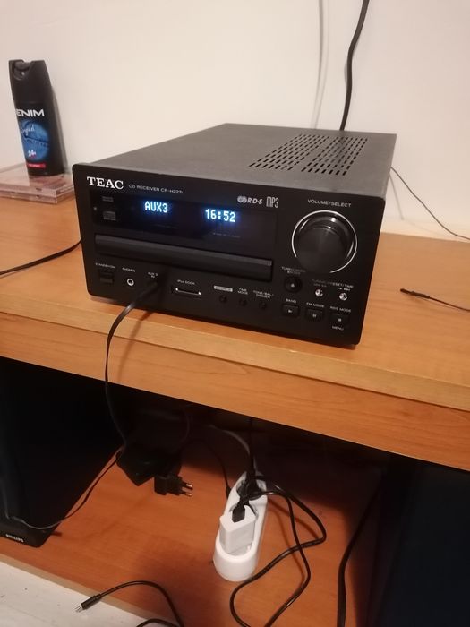 TEAC. amplituner, sistem audio