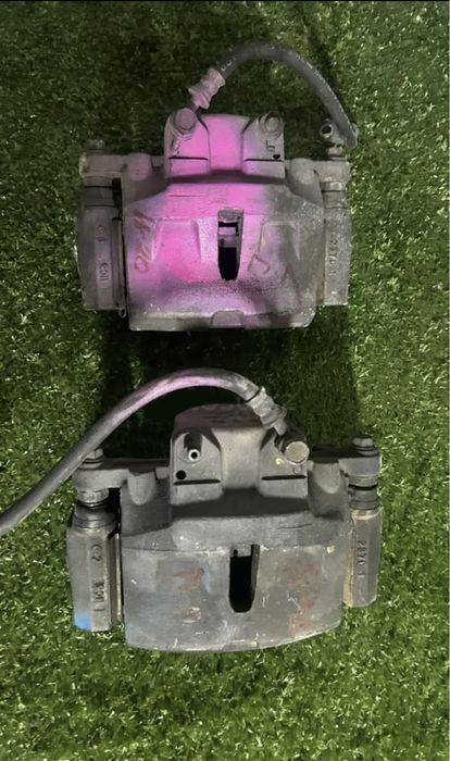 Суппорт Тойота Авалон Toyota Avalon