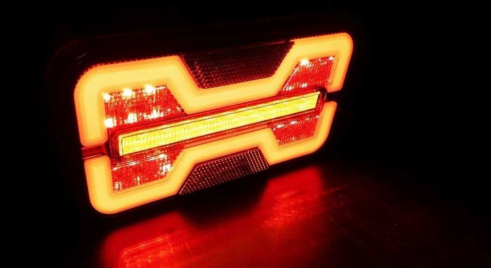 Комплект LED Стопове 18 см с динамичен мигач за ремарке бус каравана