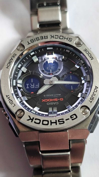 Casio G-shock GST-W110D