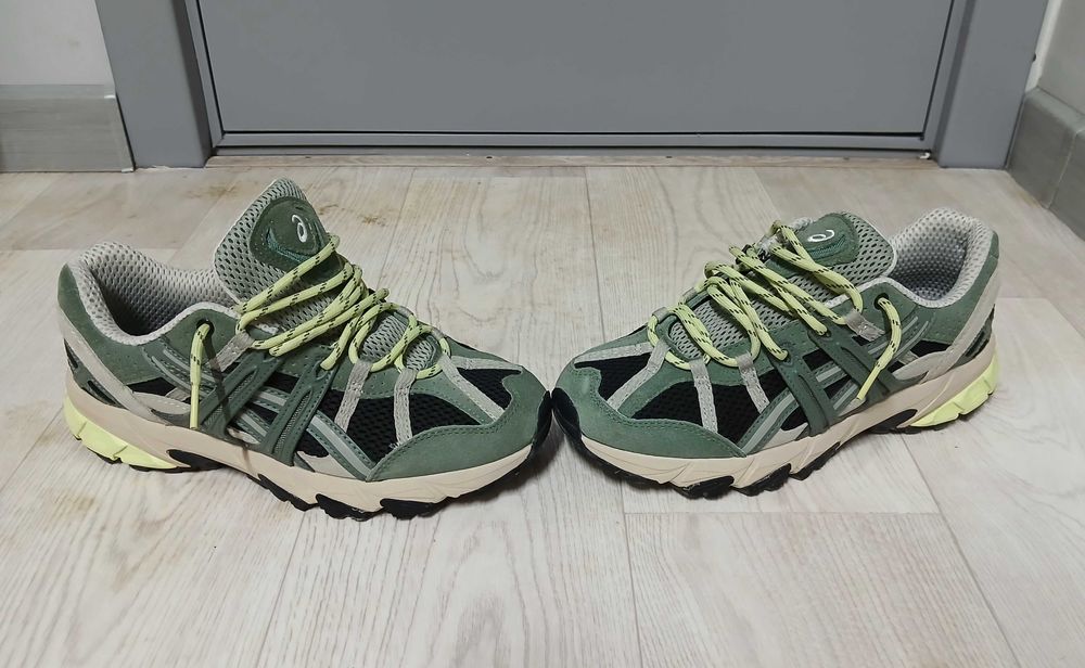 Продам кроссовки от Asics