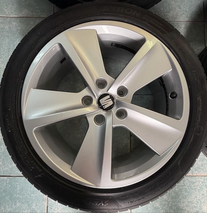 Roti Jante SEAT Leon SKODA Octavia R17 225/45/17