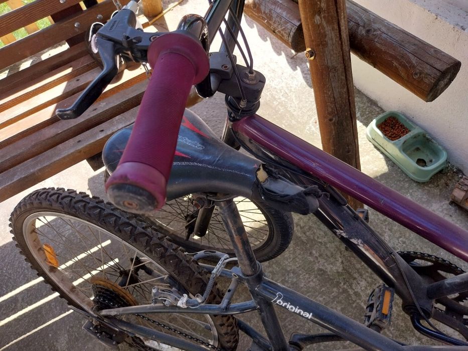 Vând doua biciclete