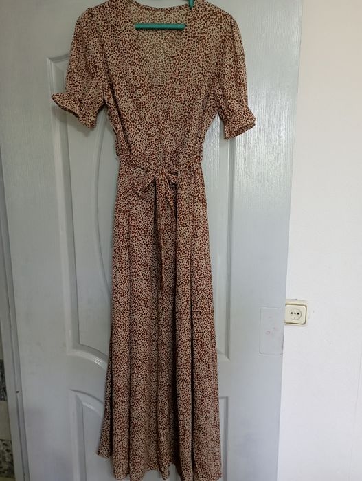 Женские платья на лето