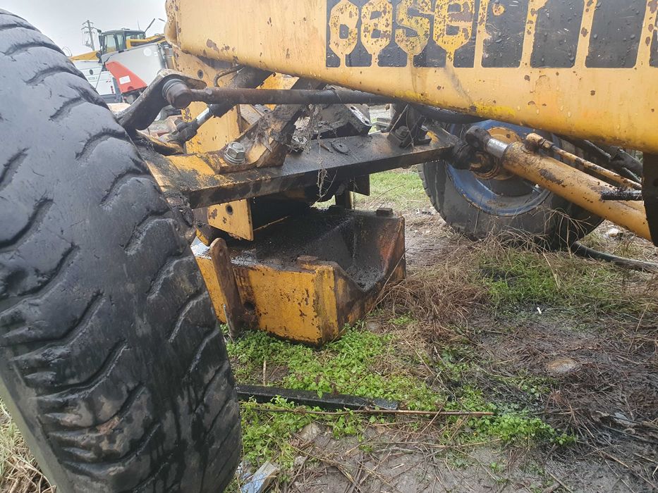 Punte fata tractor echipata cu servodirectie