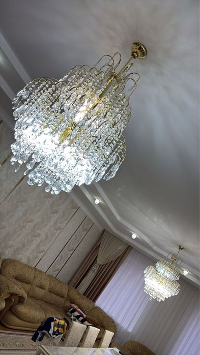 Люстра для гостиной б/у