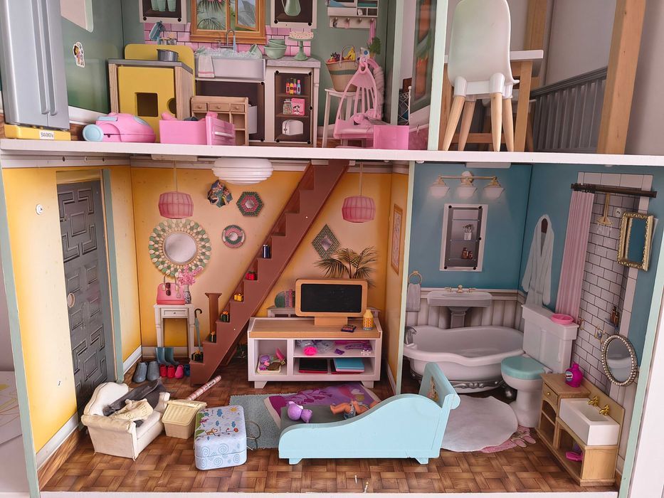 Кукленска къща за Барби