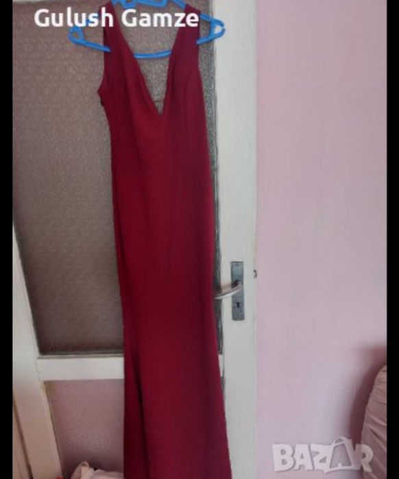 Дамска рокля в борда