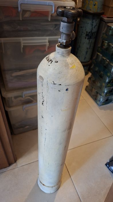 Бутилки за кислород и други газове
