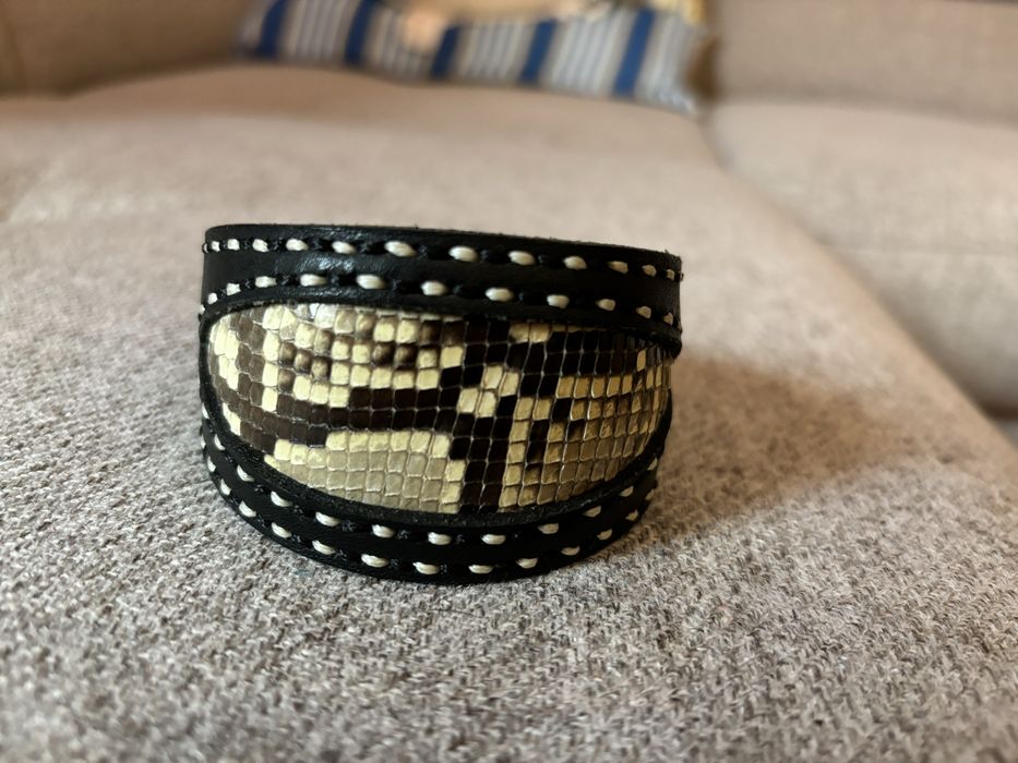 Дамска гривна с кожа от питон