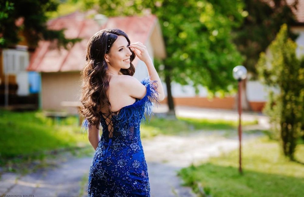 Продавам балната си рокля