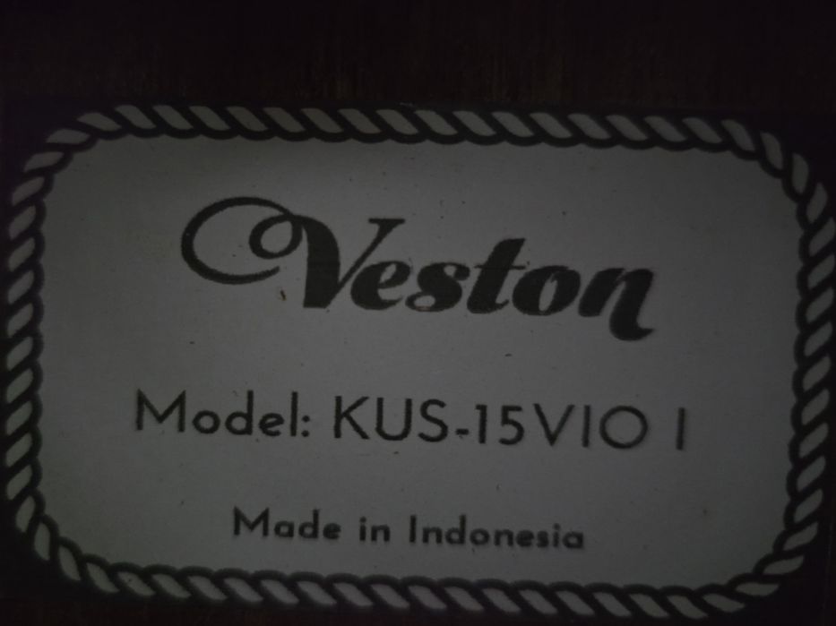 Продам Укулеле Veston