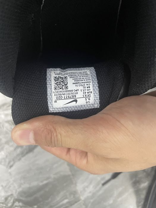 Продаю кроссовки Nike Airmax