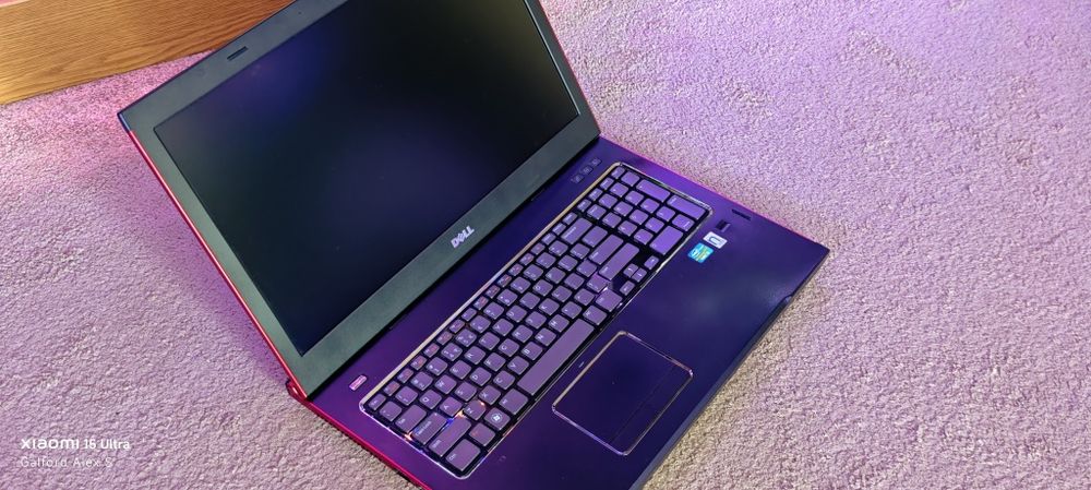 Laptop Dell Vostro 3750 17inchi