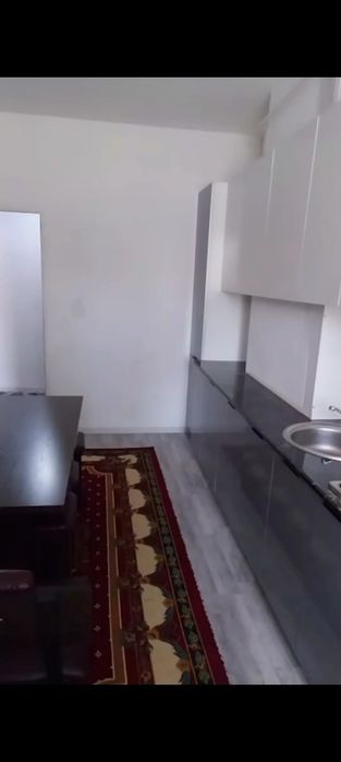 3 бөлмелі 15 микр арендаға берем.