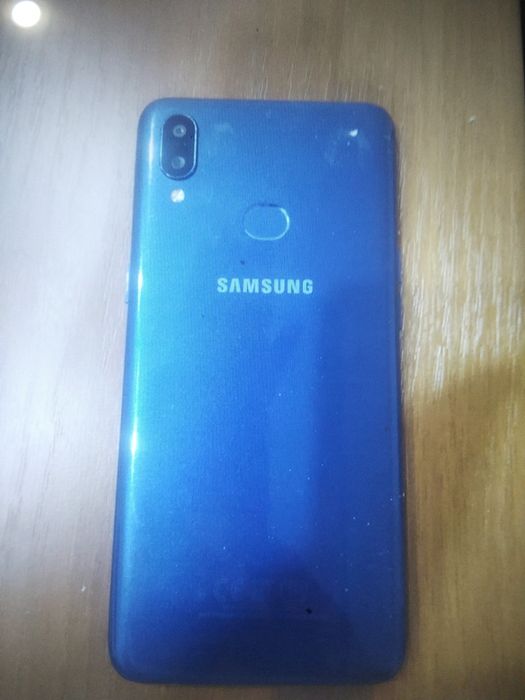 Продам Самсунг а 10