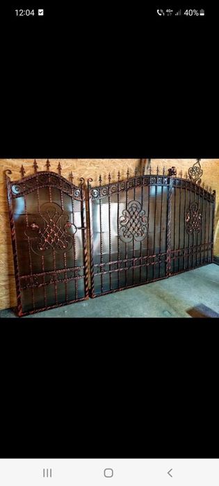 Vând Porți, balustrade.