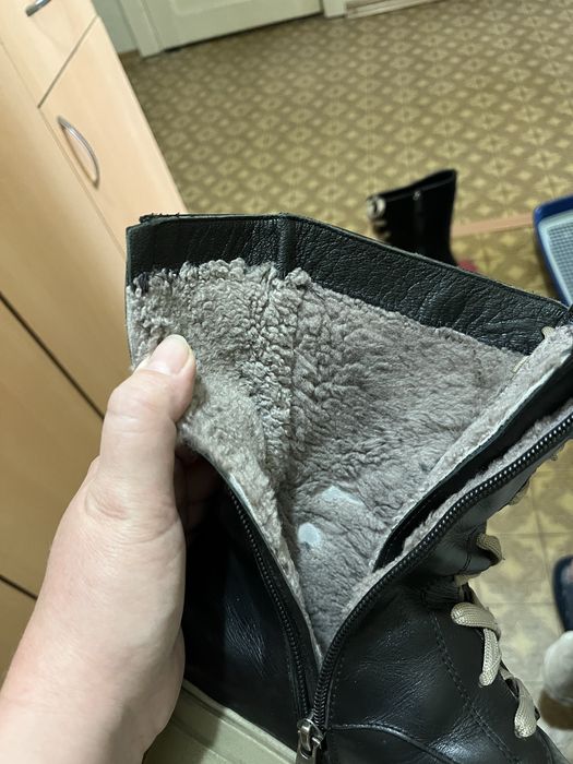 Продам зимние сапоги