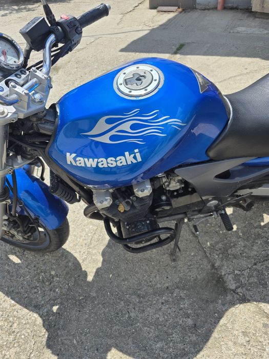 Motocicleta Kawasaki Zr 750